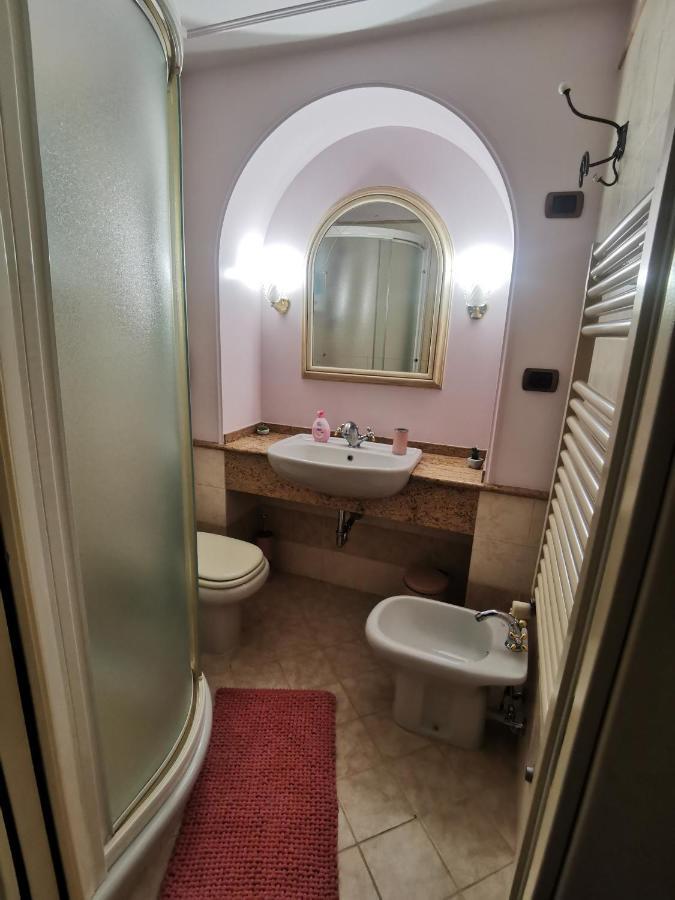 La Qualita' Al Quadrato Apartamento Turim Exterior foto