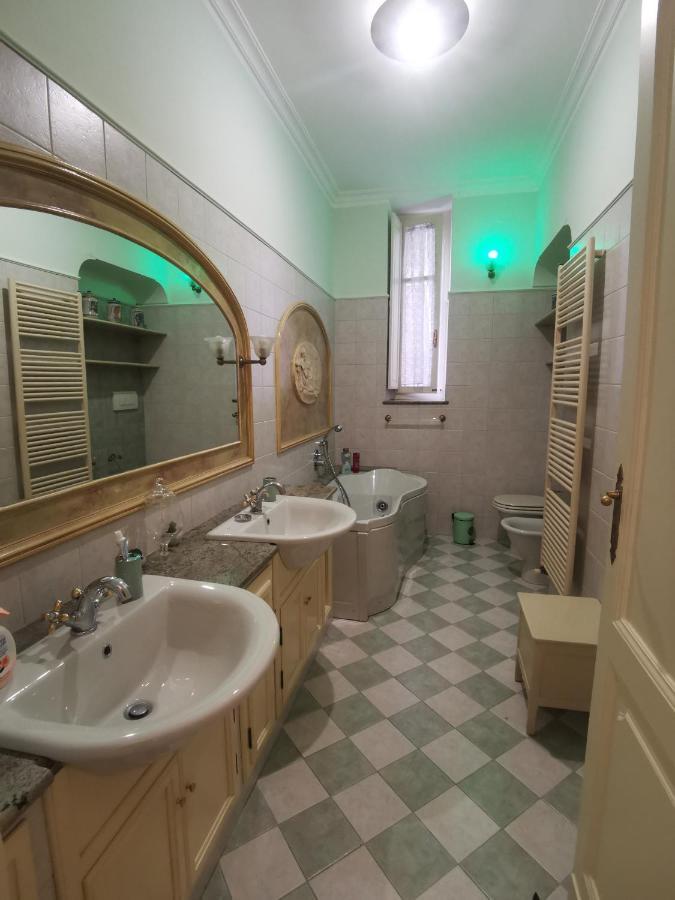 La Qualita' Al Quadrato Apartamento Turim Exterior foto